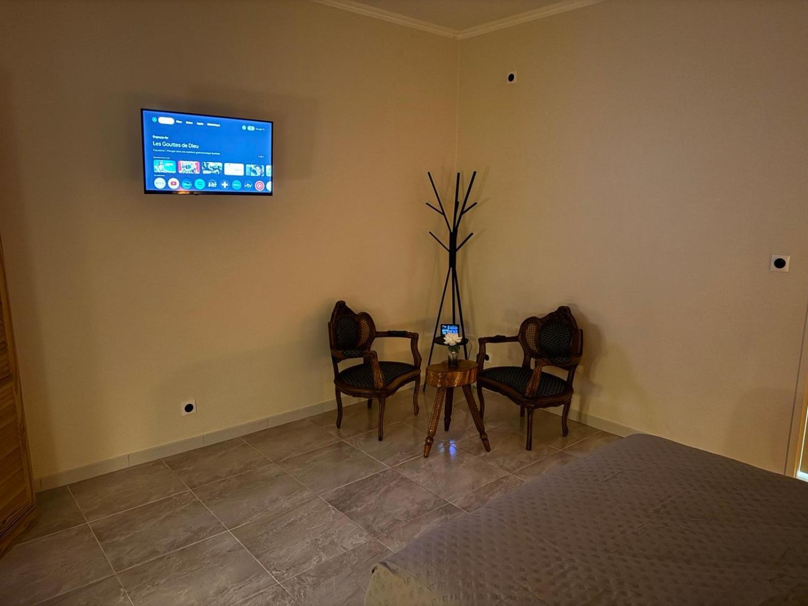 Appartement Luxe Κεμπέρ Εξωτερικό φωτογραφία